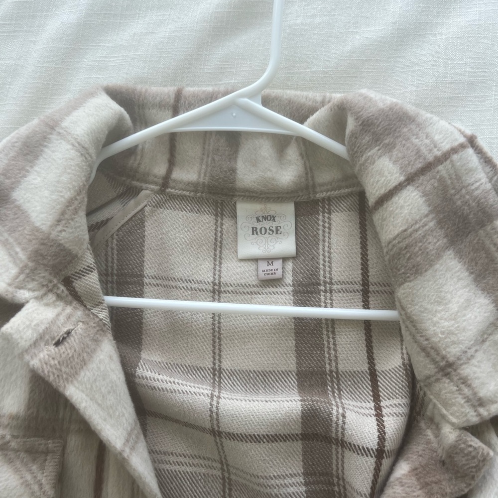 Knox Rose Beige and Brown Plaid Button-Up Shacket - Picture 3 of 3